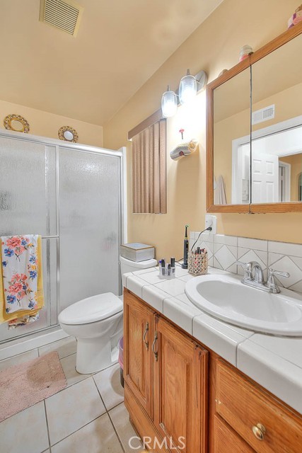 14104 Barrydale Street, La Puente CA: https://media.crmls.org/medias/a24951df-1eb3-4788-82bb-c1f541e41f66.jpg