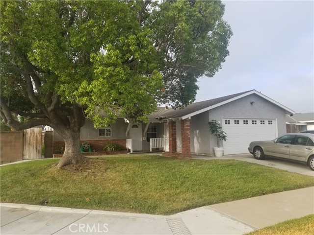 1944 E Barkley Ave, Orange, CA 92867