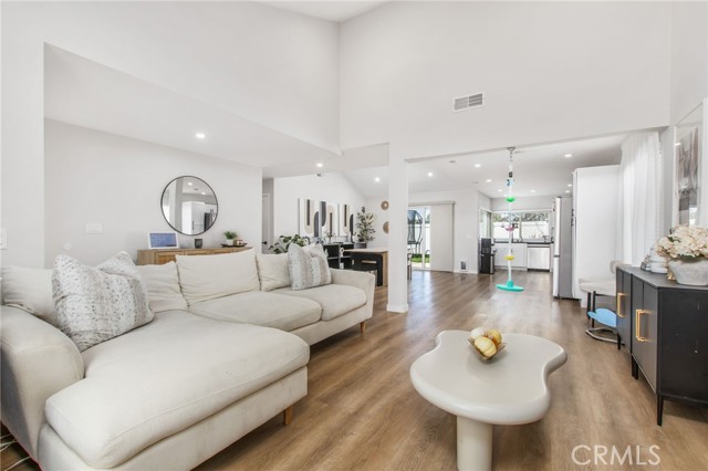 Detail Gallery Image 8 of 46 For 42665 San Julian Pl, Temecula,  CA 92592 - 4 Beds | 2 Baths