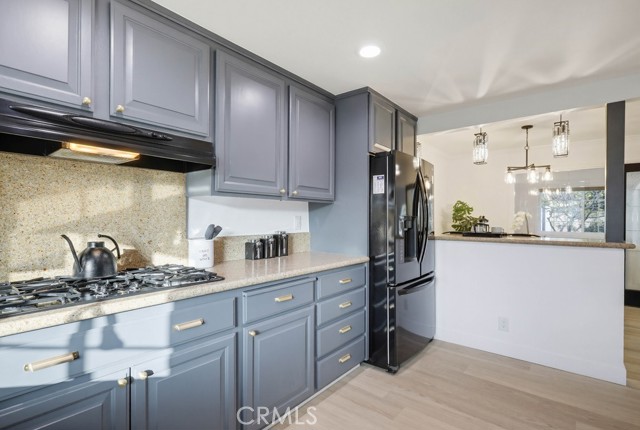 Detail Gallery Image 18 of 66 For 10232 Hialeah, Cypress,  CA 90630 - 5 Beds | 2/1 Baths