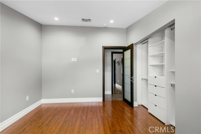 17206 Nugent Place, Granada Hills CA: https://media.crmls.org/medias/a24a3e91-4ce0-4c34-9c6a-fe71e7334178.jpg