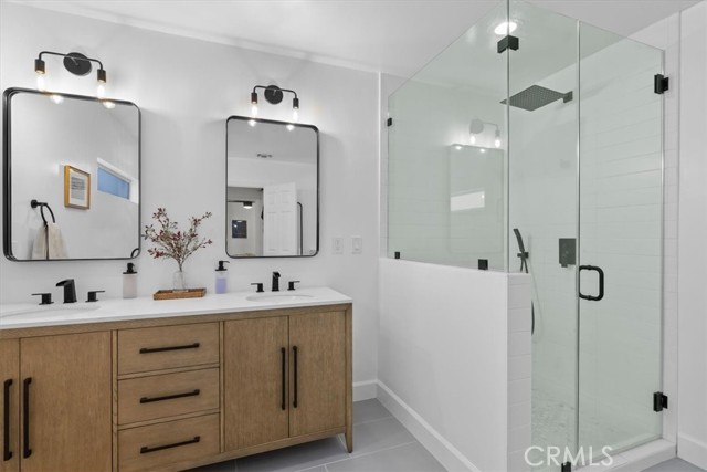 Detail Gallery Image 13 of 19 For 3561 Cerritos Ave, Long Beach,  CA 90807 - 3 Beds | 2/1 Baths