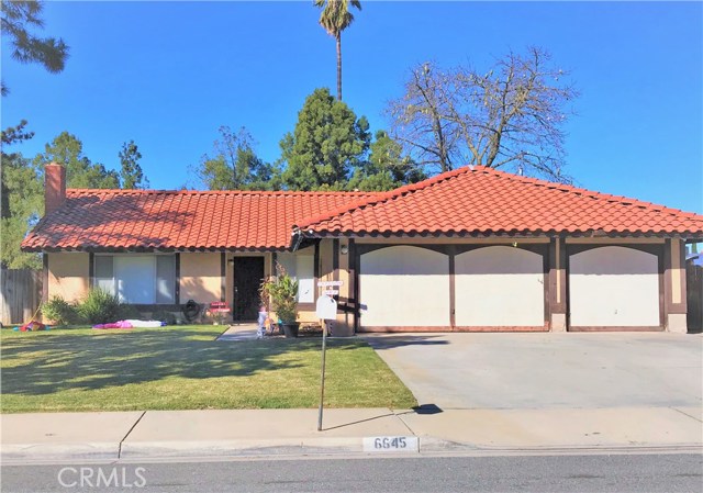 6645 Fairchild Dr, Riverside, CA 92506