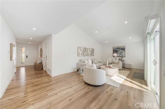 Detail Gallery Image 5 of 52 For 27652 via Rodrigo, Mission Viejo,  CA 92692 - 2 Beds | 2 Baths