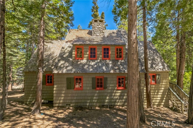129 B Lane, Lake Arrowhead CA: https://media.crmls.org/medias/a24e3024-68f2-4f1a-9c30-f1cb745e4e74.jpg