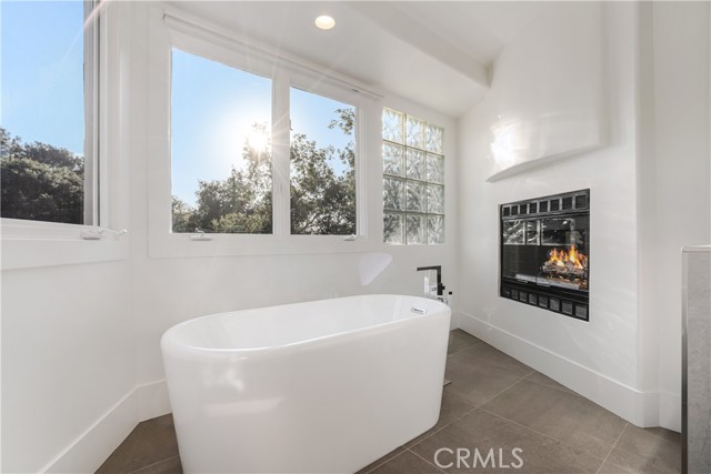Detail Gallery Image 26 of 57 For 31646 Foxfield Dr, Westlake Village,  CA 91361 - 5 Beds | 6 Baths