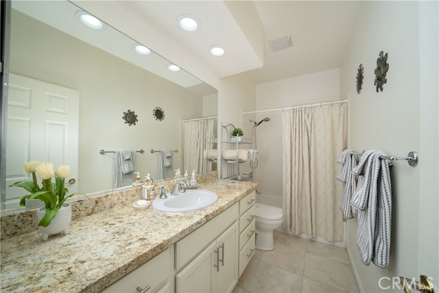 Detail Gallery Image 17 of 41 For 40665 Ventana Ct, Palm Desert,  CA 92260 - 3 Beds | 2 Baths