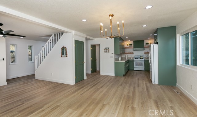 Detail Gallery Image 27 of 63 For 22984 Cedar Way, Crestline,  CA 92325 - 4 Beds | 2 Baths