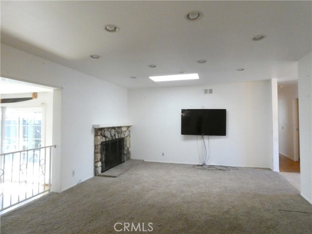 Detail Gallery Image 11 of 20 For 1202 N School, Santa Maria,  CA 93454 - 3 Beds | 2 Baths