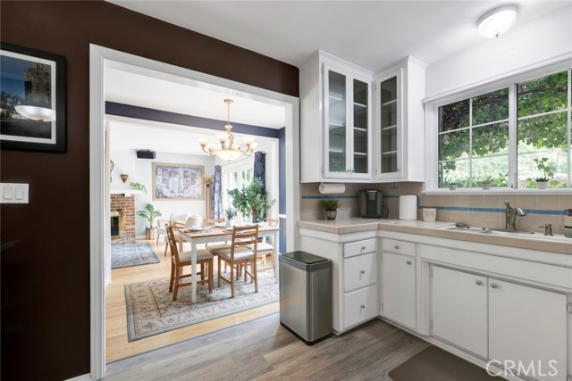 Detail Gallery Image 16 of 35 For 8520 Springford Dr, Sun Valley,  CA 91352 - 3 Beds | 2 Baths