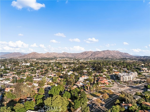 Detail Gallery Image 15 of 17 For 2520 14th St, Riverside,  CA 92507 - 3 Beds | 2 Baths