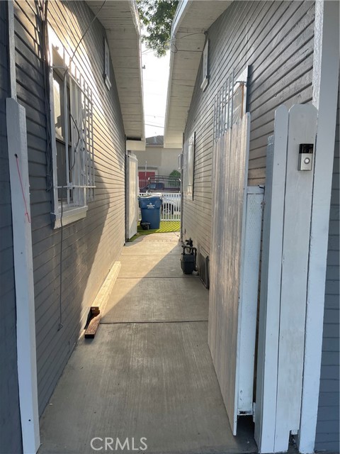 Detail Gallery Image 17 of 28 For 117 S Cedar, Inglewood,  CA 90301 - – Beds | – Baths