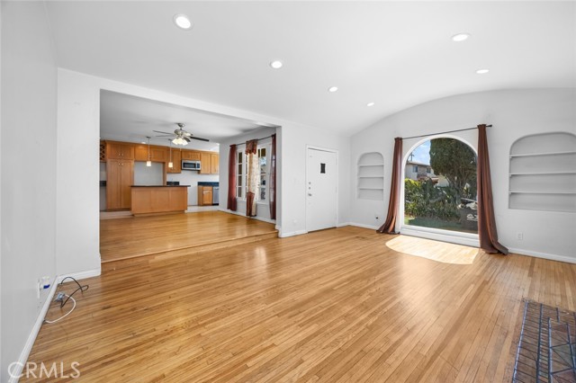 Detail Gallery Image 8 of 48 For 657 S Sadler Ave, East Los Angeles,  CA 90022 - 2 Beds | 1 Baths