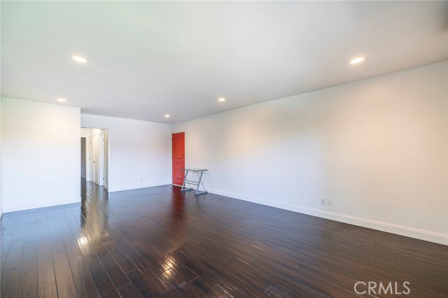 Detail Gallery Image 8 of 39 For 1601 Veteran Ave #301,  Los Angeles,  CA 90024 - 2 Beds | 2 Baths