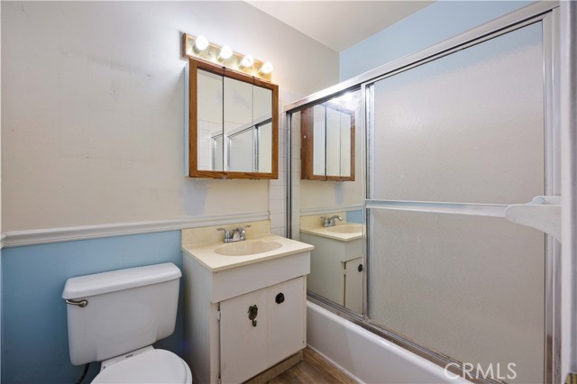 Detail Gallery Image 25 of 32 For 3102 Warren Ln, Costa Mesa,  CA 92626 - 3 Beds | 2 Baths