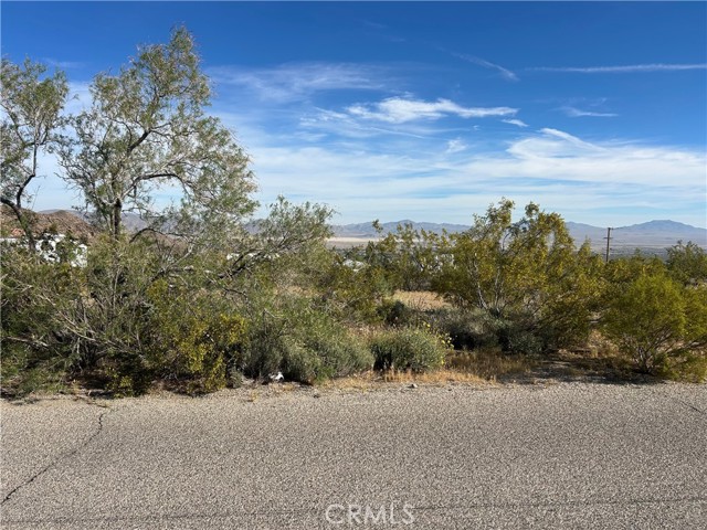 Detail Gallery Image 4 of 8 For 32410 Sapphire, Lucerne Valley,  CA 92356 - – Beds | – Baths