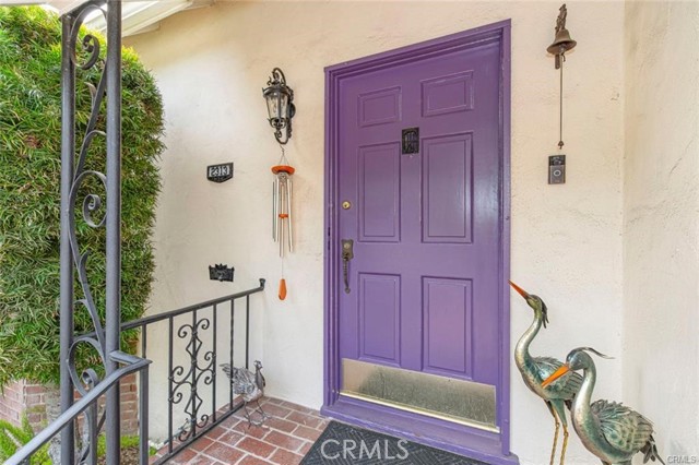 Detail Gallery Image 3 of 44 For 2313 Hollister, Glendale,  CA 91206 - 3 Beds | 2 Baths