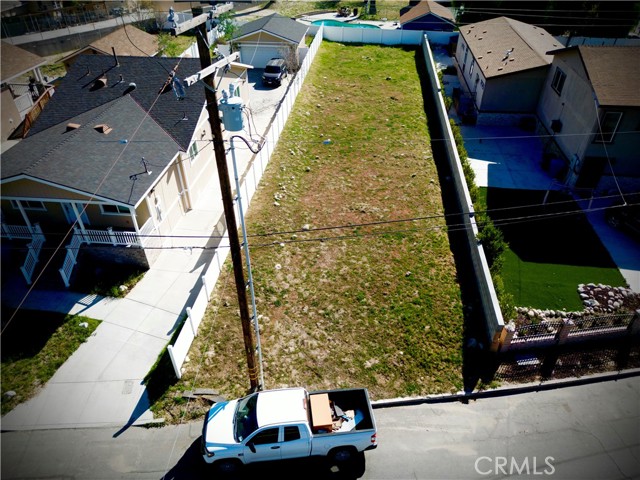 Detail Gallery Image 4 of 9 For 28967 Greenspot, Highland,  CA 92346 - – Beds | – Baths