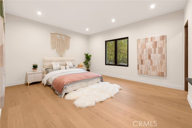 Image 48 of 75 For 775 Linda Vista