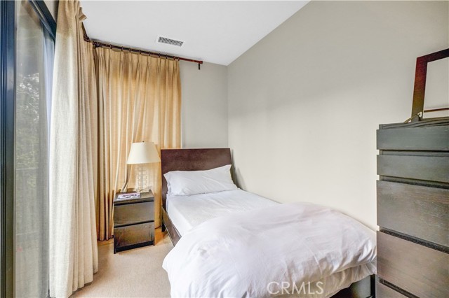 Image 19 of 29 For 21095 Raquel Road