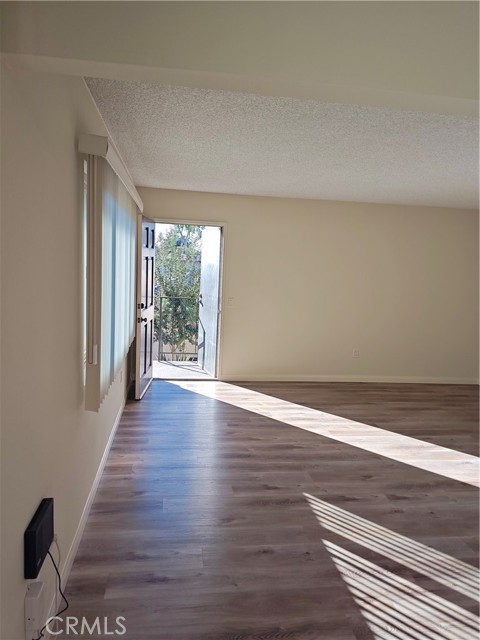 Detail Gallery Image 5 of 16 For 15911 La Forge #D,  Whittier,  CA 90603 - 2 Beds | 2 Baths