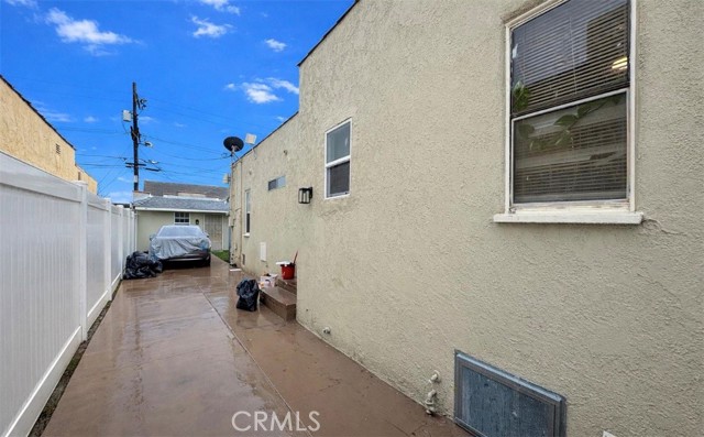 Detail Gallery Image 12 of 14 For 1428 W 91st, Los Angeles,  CA 90047 - 2 Beds | 1 Baths