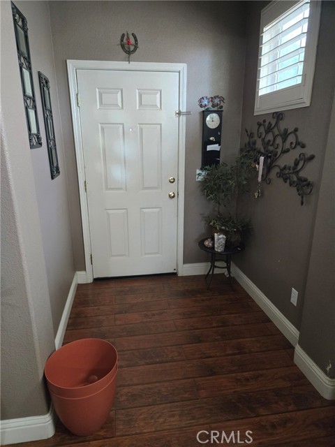 Detail Gallery Image 3 of 15 For 435 Petunia Ct, Merced,  CA 95341 - 3 Beds | 2 Baths