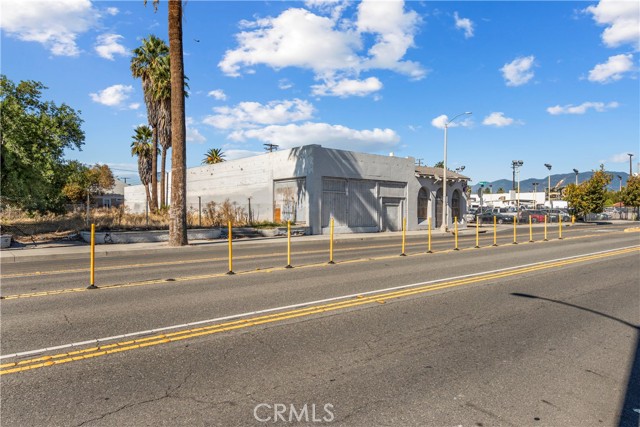 850 N E Street, San Bernardino, California 92410, ,Commercial Sale,For Sale,850 N E Street,CREV23210214