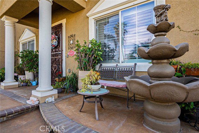 Detail Gallery Image 4 of 37 For 6251 Ruby Crest Way, Jurupa Valley,  CA 91752 - 5 Beds | 3 Baths