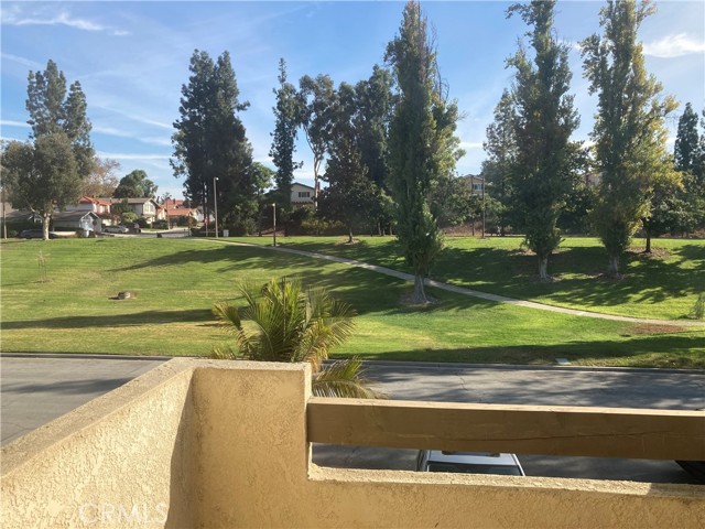 Detail Gallery Image 6 of 8 For 15 Silverwood Ln, Pomona,  CA 91766 - 3 Beds | 3 Baths