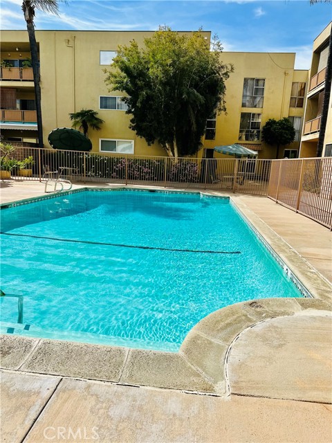Detail Gallery Image 1 of 43 For 6225 Coldwater Canyon Ave #117,  North Hollywood,  CA 91606 - 2 Beds | 2 Baths