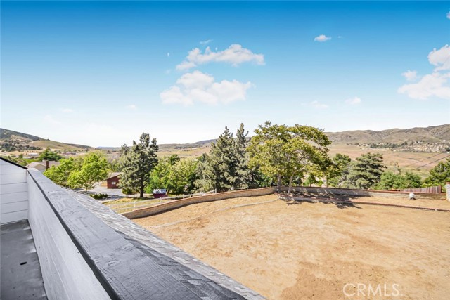 Detail Gallery Image 35 of 39 For 10148 Leona Ave, Leona Valley,  CA 93551 - 4 Beds | 3 Baths