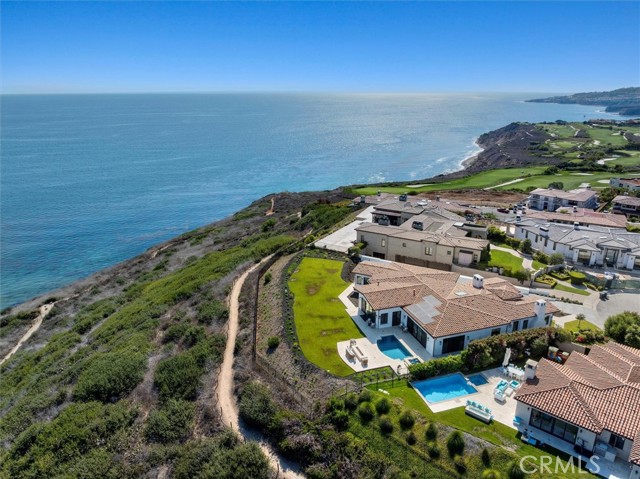 Detail Gallery Image 15 of 66 For 32042 Isthmus View Dr, Rancho Palos Verdes,  CA 90275 - 6 Beds | 6/2 Baths