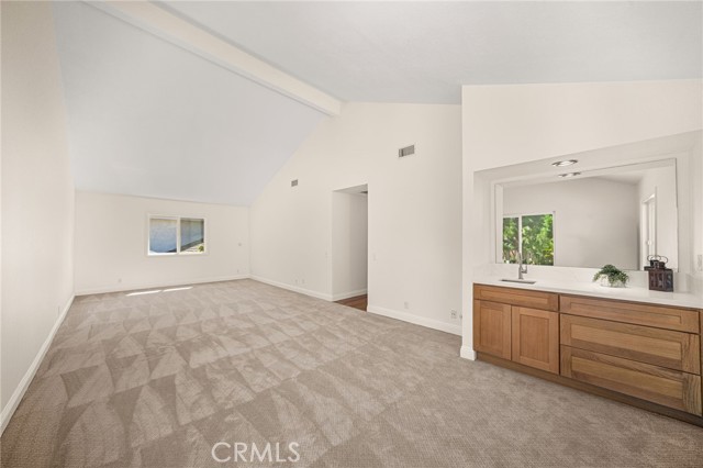 719 S Goldfinch Way, Anaheim Hills CA: https://media.crmls.org/medias/a25a5ec6-f94e-4414-9284-69081c503a65.jpg