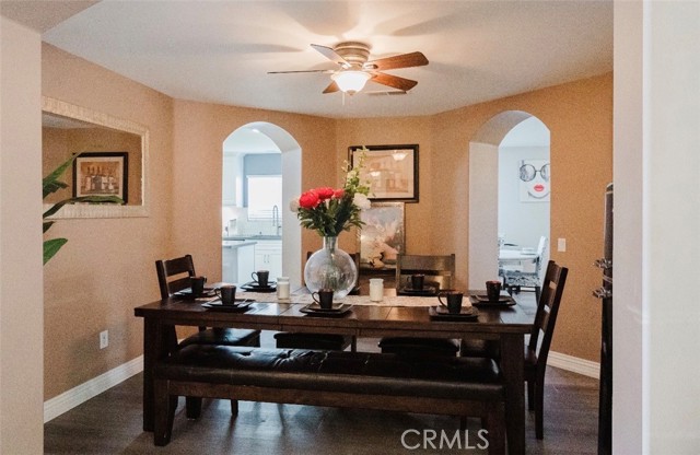 Detail Gallery Image 4 of 30 For 24670 Moonlight, Moreno Valley,  CA 92551 - 4 Beds | 2/1 Baths