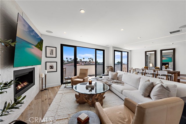 Detail Gallery Image 13 of 59 For 216 W Marquita #C,  San Clemente,  CA 92672 - 3 Beds | 2/1 Baths