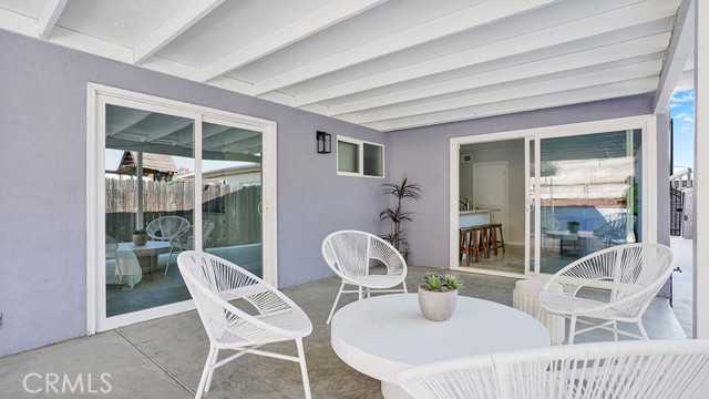 25012 Express Drive, Laguna Hills CA: https://media.crmls.org/medias/a25ba438-0212-4cd3-a68f-ce38b0623407.jpg