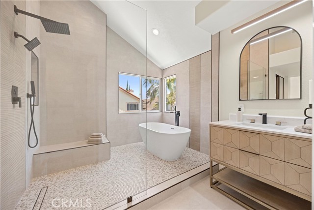 24876 Avenida Avalon, Laguna Hills CA: https://media.crmls.org/medias/a25be074-6742-4e94-adff-f82c62eb5ee5.jpg
