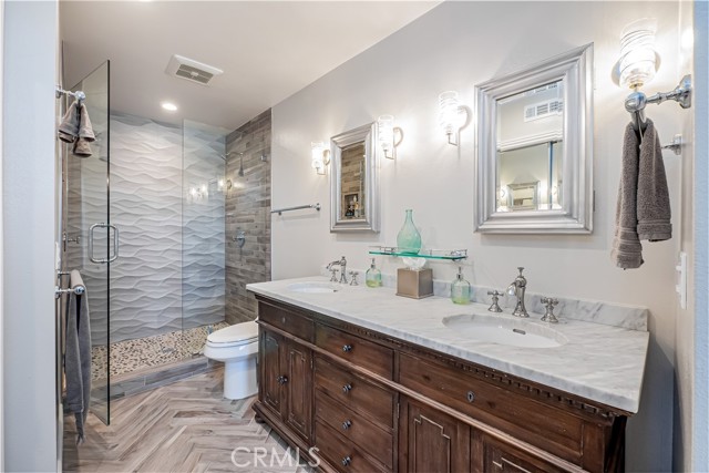 27927 Trocadero, Mission Viejo CA: https://media.crmls.org/medias/a25bf35e-c6c3-44a5-bf23-37aa86a91a7a.jpg