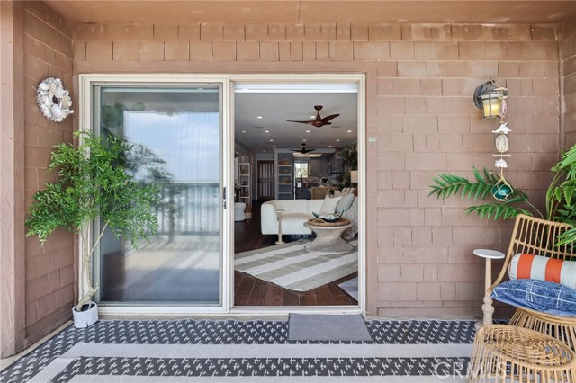 Detail Gallery Image 9 of 60 For 1445 S Pacific St #I,  Oceanside,  CA 92054 - 2 Beds | 2 Baths