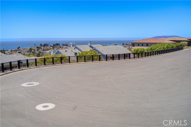 Detail Gallery Image 12 of 24 For 1253 Costa Brava, Pismo Beach,  CA 93449 - 3 Beds | 3/2 Baths