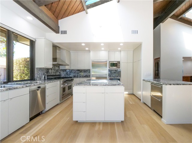 Detail Gallery Image 18 of 38 For 57 Saddleback, Rolling Hills,  CA 90274 - 4 Beds | 5 Baths