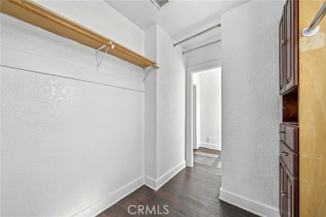 3098 N Arrowhead Avenue, San Bernardino CA: https://media.crmls.org/medias/a25e5024-5436-4806-bfd6-cf3dcd52ef09.jpg