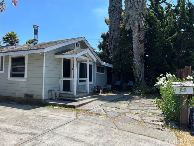 Detail Gallery Image 2 of 15 For 1060 30th Ave, Santa Cruz,  CA 95062 - 1 Beds | 1 Baths