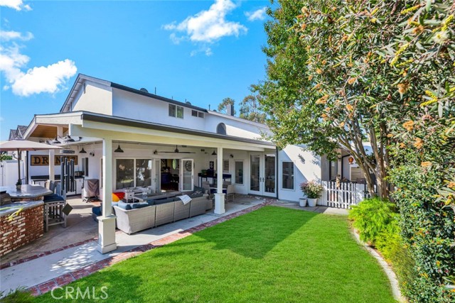 Image 39 of 60 For 20012 Mural Circle