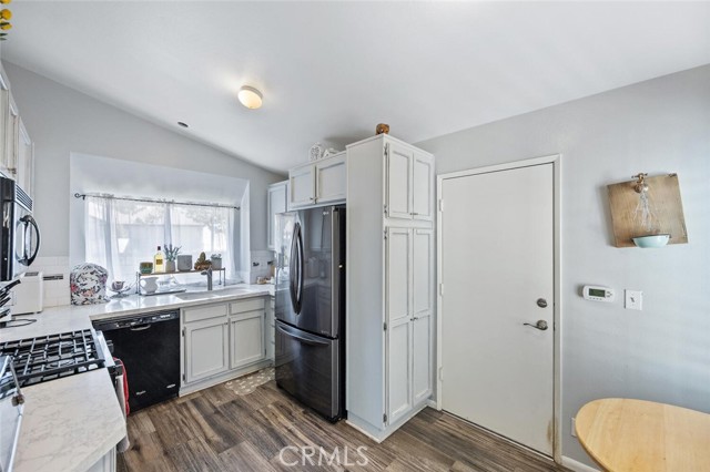 Detail Gallery Image 11 of 31 For 28123 Seco Canyon #94,  Saugus,  CA 91390 - 2 Beds | 2 Baths