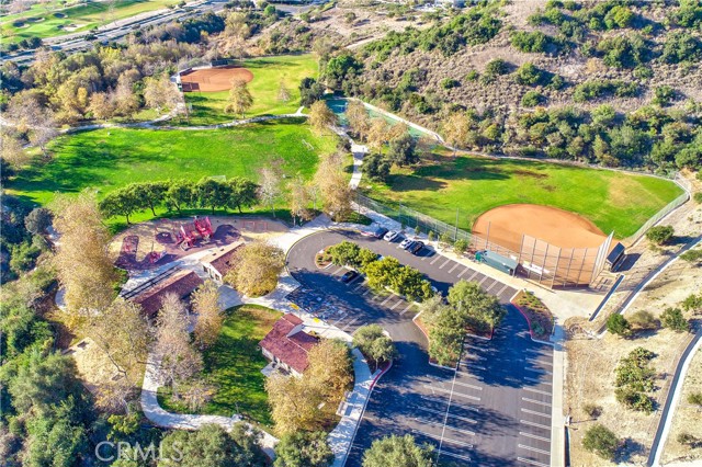 33 Via Armilla, San Clemente CA: https://media.crmls.org/medias/a2616f91-e134-4aa9-a56f-f6fd2113d282.jpg