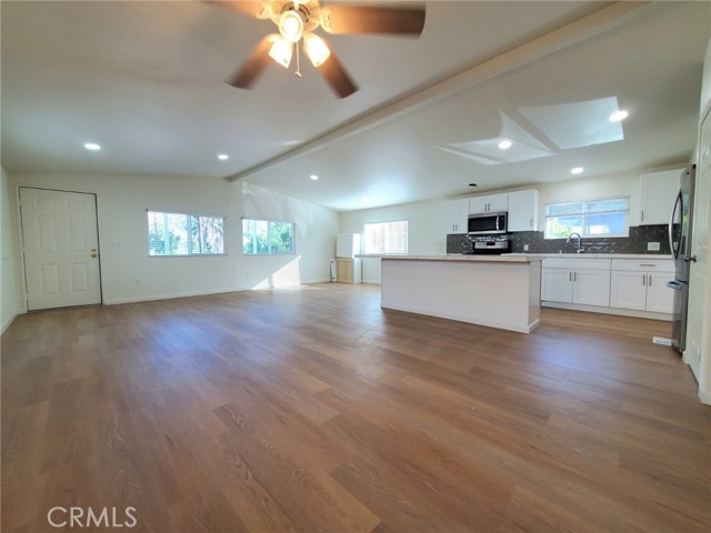 Detail Gallery Image 7 of 19 For 29021 Bouquet Canyon Rd #373,  Saugus,  CA 91390 - 3 Beds | 2 Baths