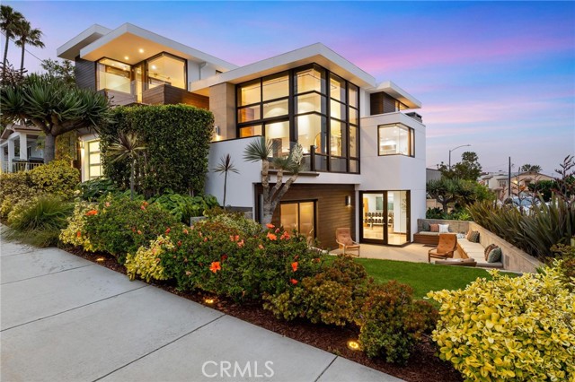 2114 Manhattan Ave, Hermosa Beach CA: https://media.crmls.org/medias/a261a9ca-562d-40d1-8994-4bed41621537.jpg