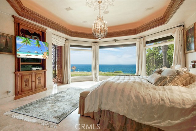 Detail Gallery Image 28 of 68 For 71 Marguerite Dr, Rancho Palos Verdes,  CA 90275 - 4 Beds | 4/2 Baths